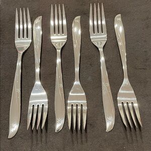 Vintage Oneida Community Twin Star Dinner Forks